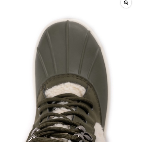 Brand new women’s Muk Luks boot with wool lining - Picture 1 of 5